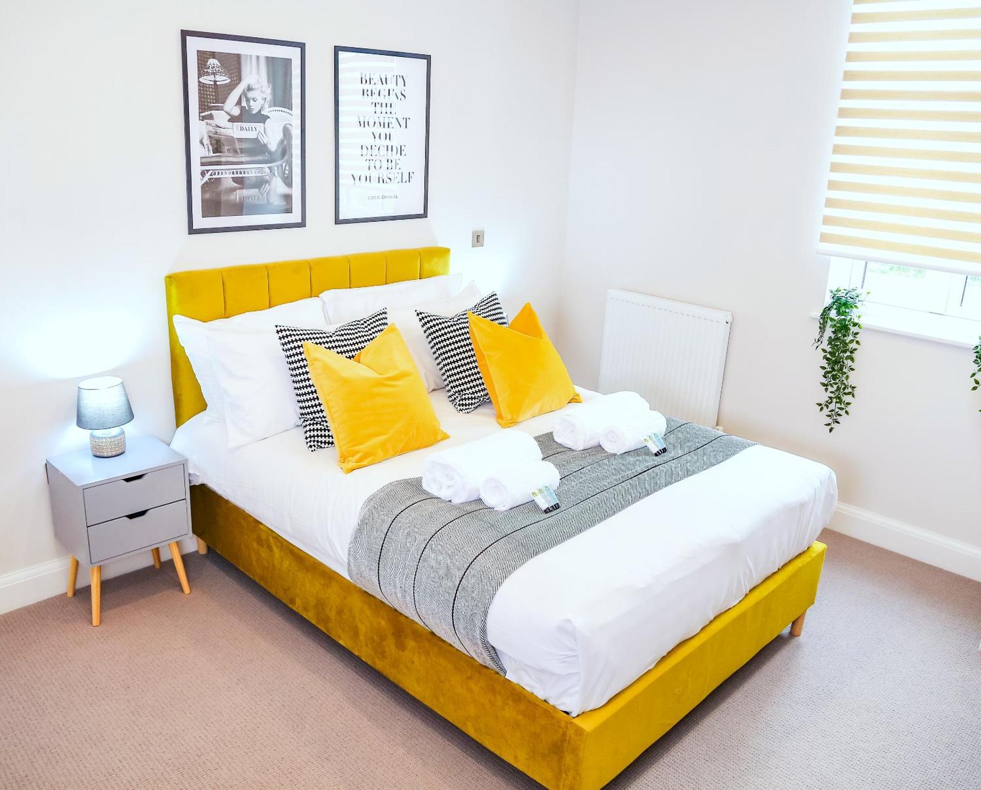 Shrewsbury Apartments By Bevolve - Free Parking Екстериор снимка